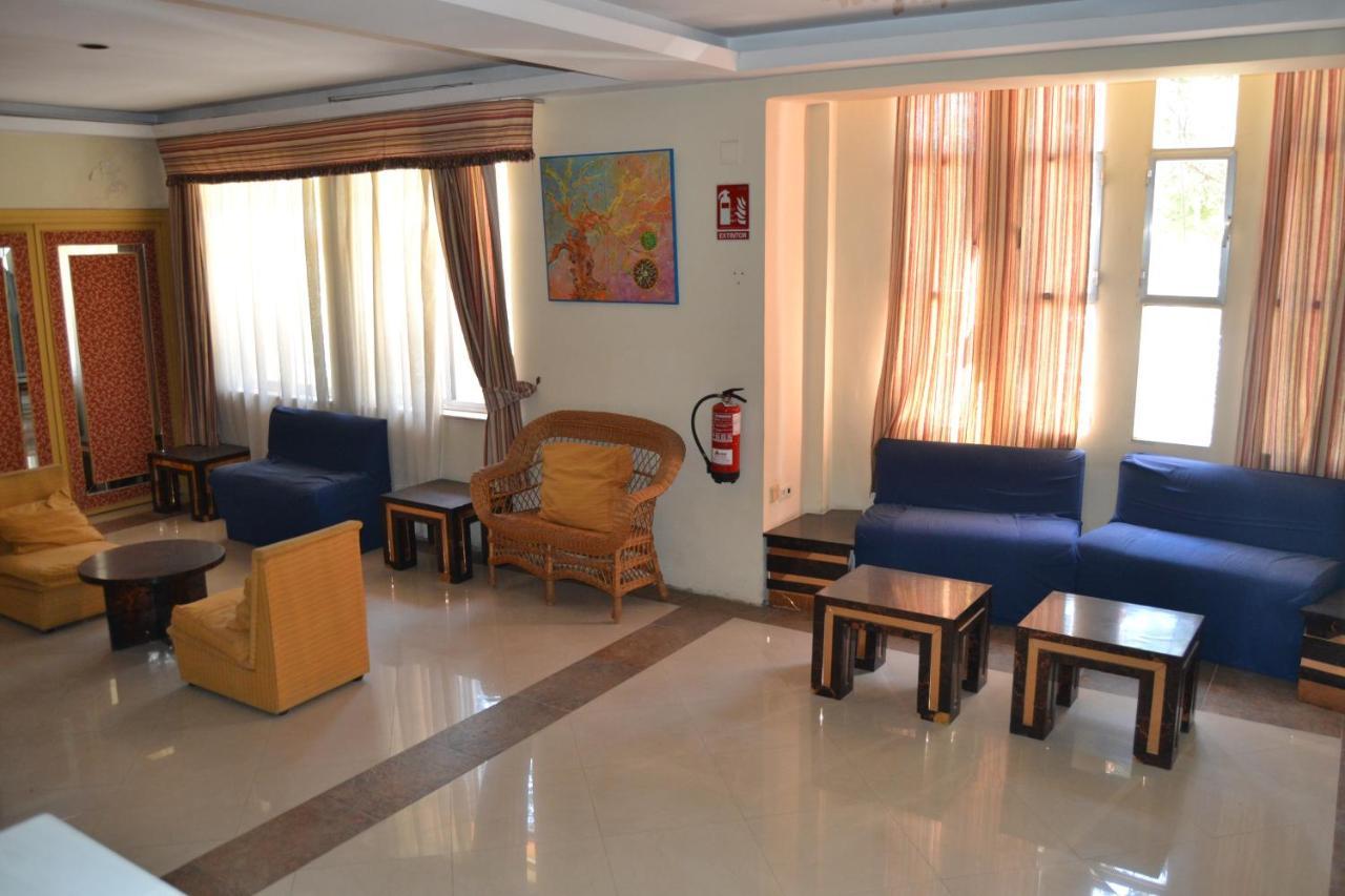 Hotel Miramar La Línea de la Concepción Dış mekan fotoğraf