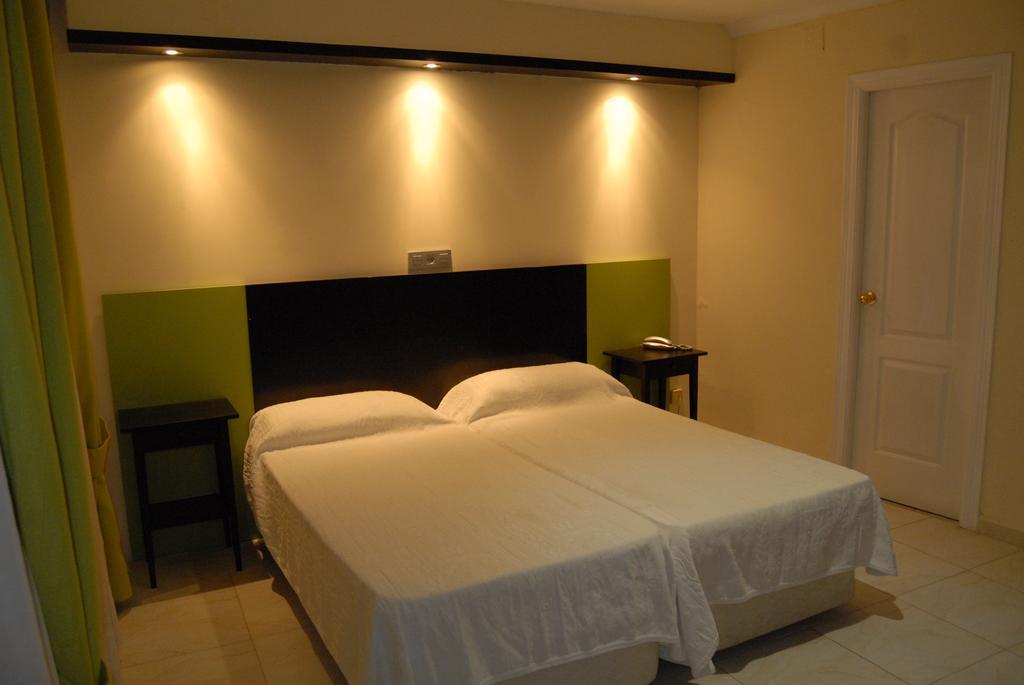 Hotel Miramar La Línea de la Concepción Dış mekan fotoğraf