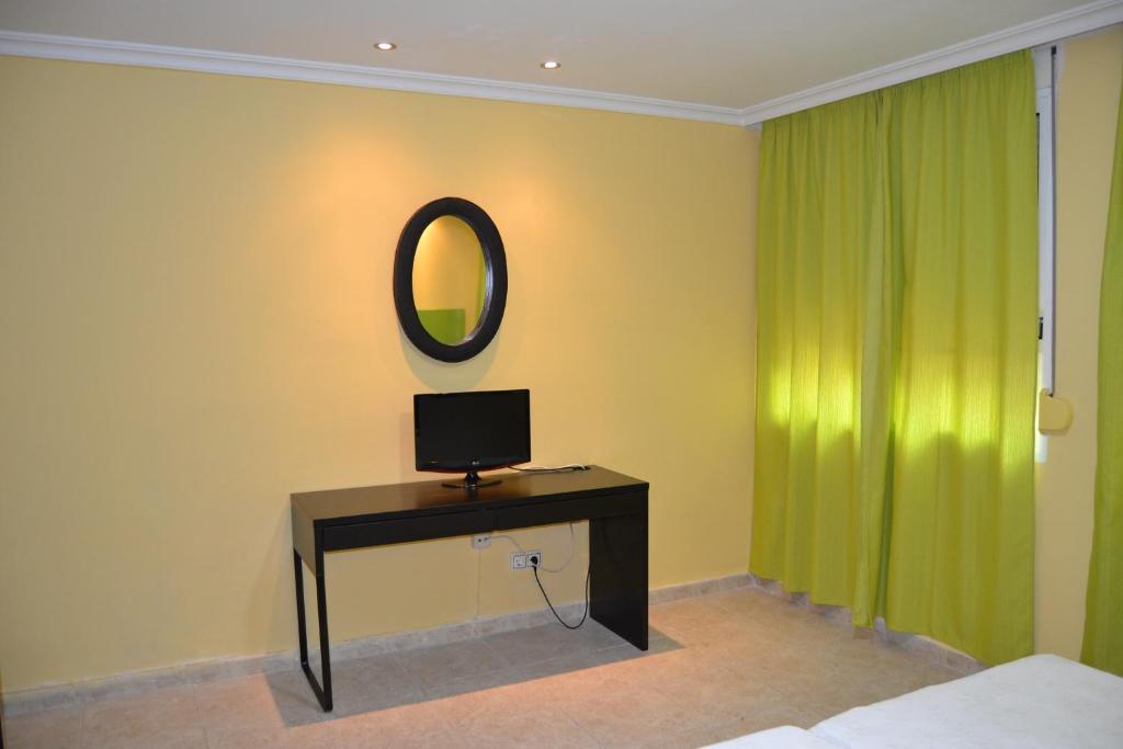 Hotel Miramar La Línea de la Concepción Oda fotoğraf